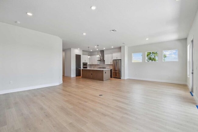 18172 Foxtail Loop unit 36452772, Venice, FL 34293 - photo 5