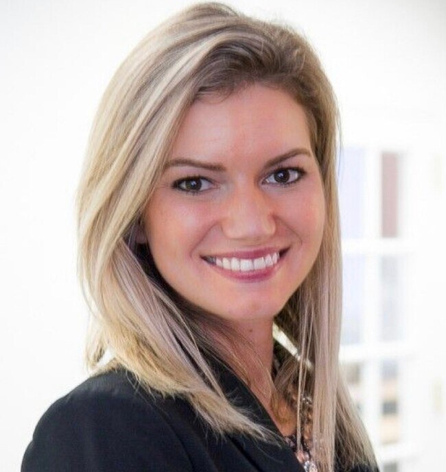 Amanda Huggins
