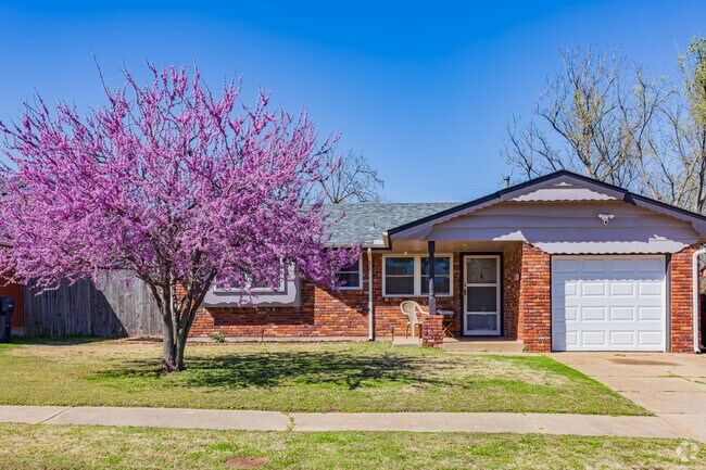 Some homes in Meadowcliff have undergone extensive renovations.