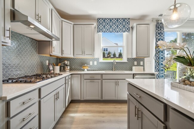 131 Welcombe St unit 36665010, Mooresville, NC 28115 - photo 2