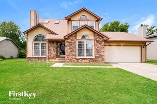 1103 Crestview St, Reynoldsburg, OH 43068