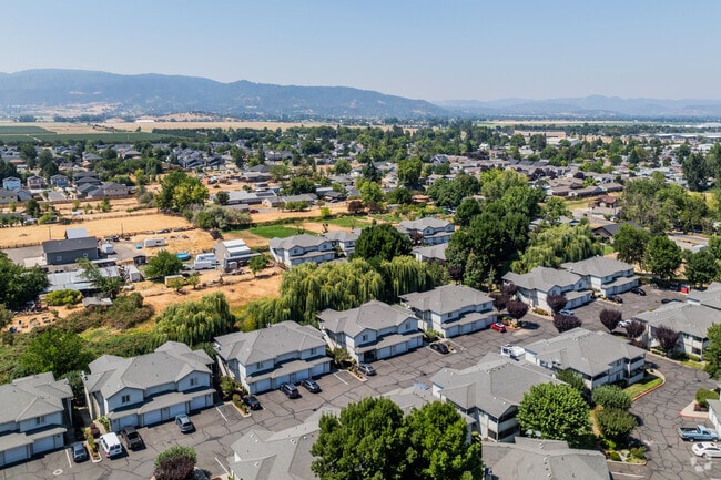 McLoughlin is a quite suburban neighborhood surrounded by mountains.