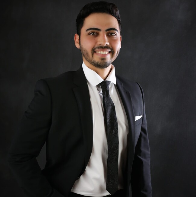 Agent Photo
