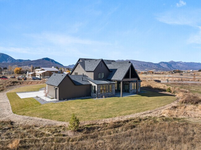 260 S 7900 E, Huntsville, UT 84317 - photo 6