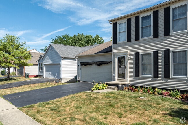 Residents of Laurel Greene enjoy spending their days in their close knit neighborhoods.