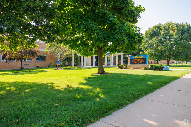 Huntley Elementary School students live in areas around north east Appleton.