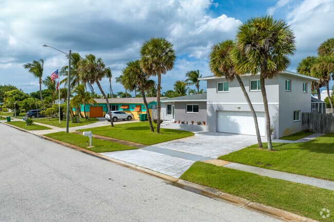 You will find a variety of homes in Satellite Beach, ranging from Midcentury to colorful.