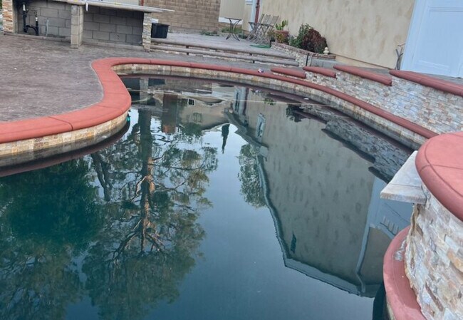 28823 Kenroy Ave, Canyon Country, CA 91387 - photo 7