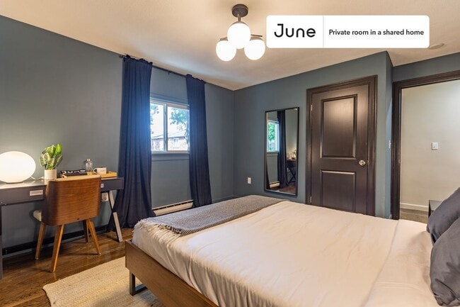 104 Academy Hill Rd unit B, Boston, MA 02135 - photo 5