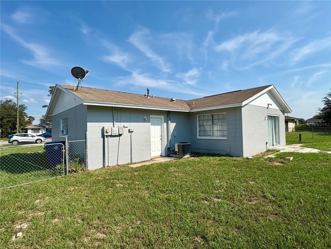 5389 Mariner Blvd, Spring Hill, FL 34609 - photo 2