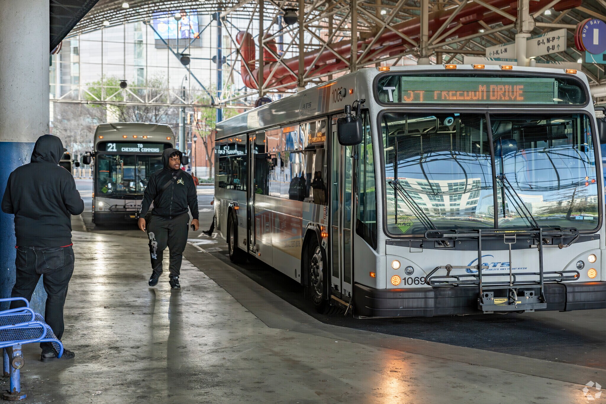 Car free commutes are an easy option for Cotsworld locals.