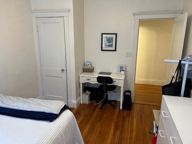 79 Sutherland Rd unit 7, Brighton, MA 02135 - photo 7