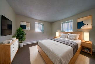 14 Byron Rd Unit 6, Weston, MA 02493