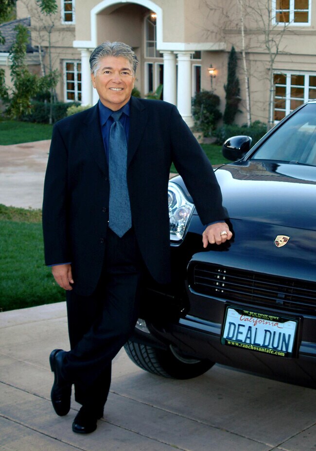 Agent Photo