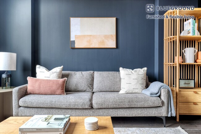 1122 N Hudson St unit FL5-ID651, Arlington, VA 22201 - photo 2