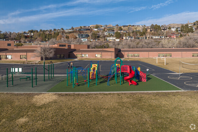 Ensign School3