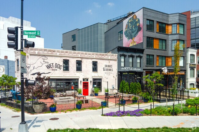 Wet Dog Tavern and Pop Fizz Bar on Vermont Ave NW in Pleasant Plains.