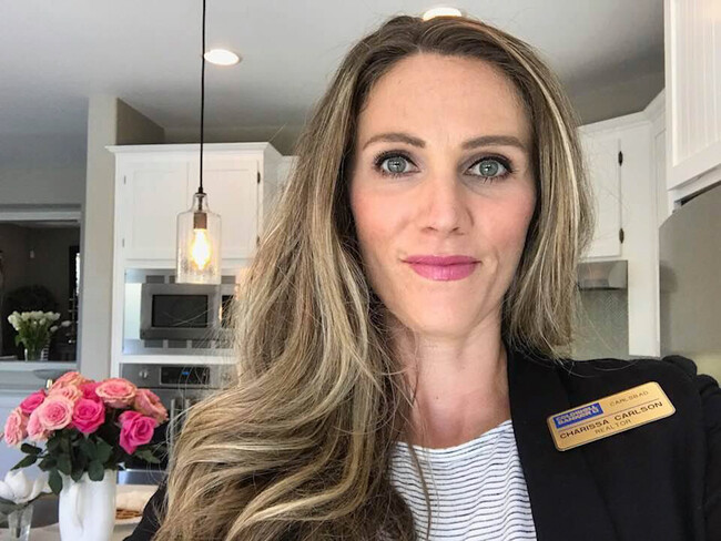 Agent Photo