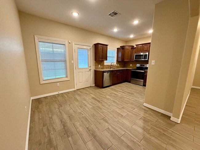 6608 Leightyn Ln, Fort Smith, AR 72916 - photo 4