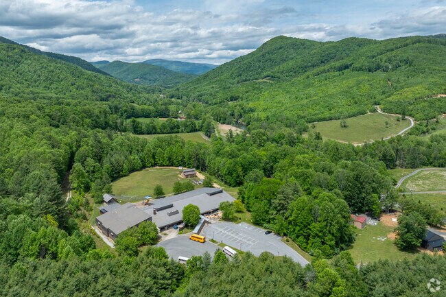 Riverside Elementary School's students have won awards at the Avery Agriculture & Horticulture Fair.