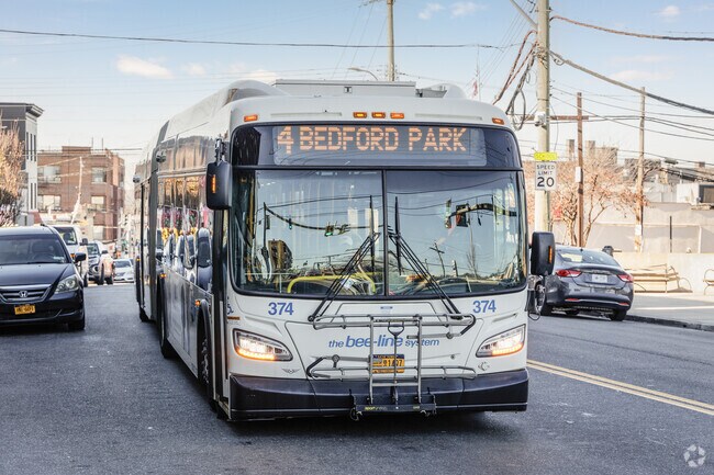 The Bee-Line bus makes frequent stops in Tibbets Hills.