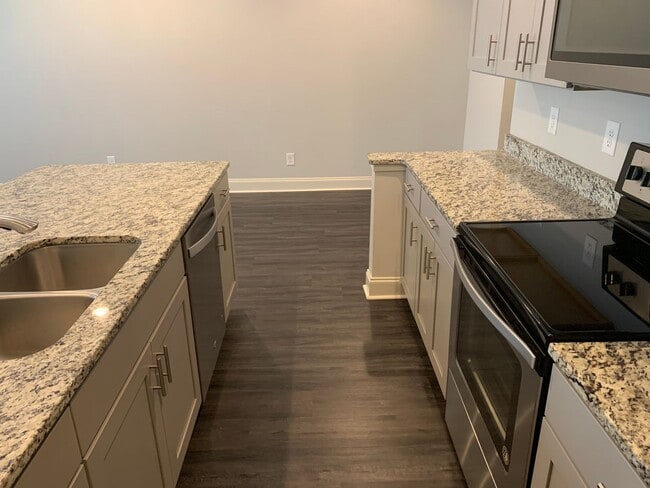 3855 Academy Dr, Opelika, AL 36801 - photo 6