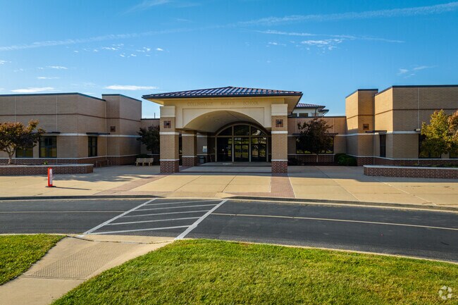 Collinsville Middle School stands proudly near Maryville, fostering academic excellence.