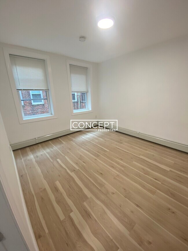 115 Orleans St unit 3B, Boston, MA 02128 - photo 2