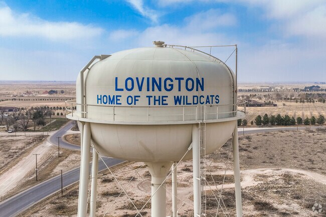 The biggest event in the region is the Lea County Fair and PRCA Rodeo, which is held about 17 miles north of Hobbs in Lovington every August.