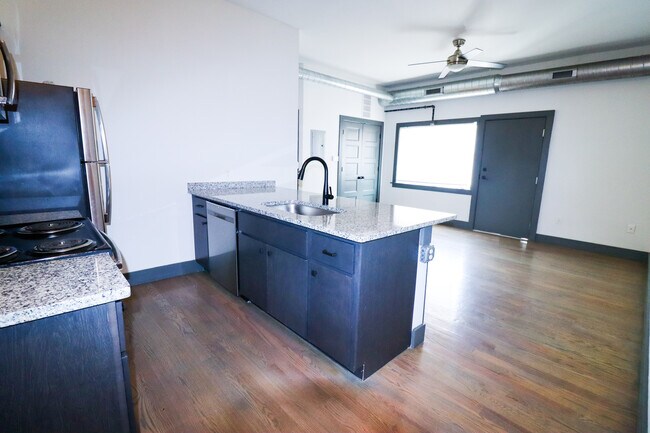 2616 Short Vine St unit 3, Cincinnati, OH 45219 - photo 5