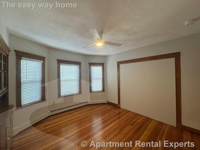 29 Frederick Ave unit 1, Medford, MA 02155 - photo 7