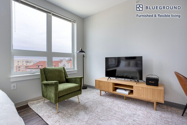 181 Washington St unit FL6-ID1040, Brighton, MA 02135 - photo 2