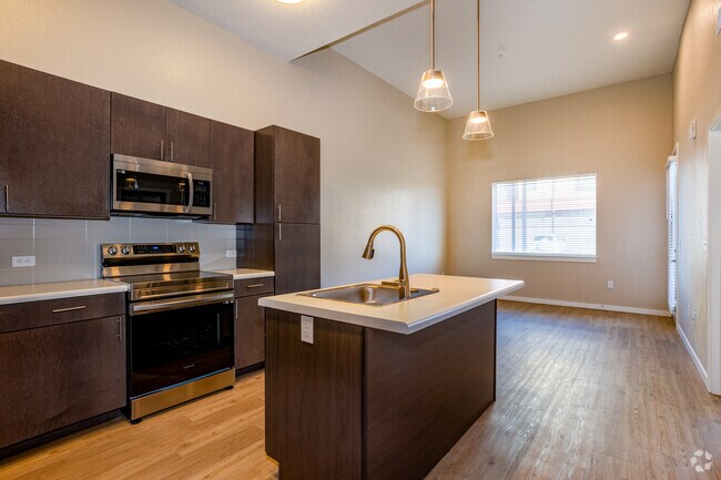 Crossing Pointe South Apartments, Thornton, CO 80233 - photo 3