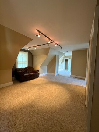 805 W Ferry St Unit 3rd Floor, Buffalo, NY 14222