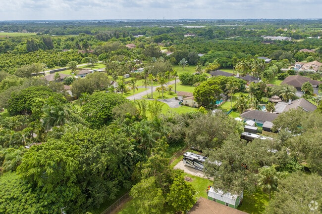Outer Homestead, FL is a peaceful community to establish a new life.