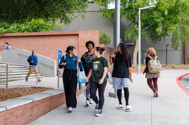 Diablo Valley College brings learning to life 4 miles from Palos Verde Area.