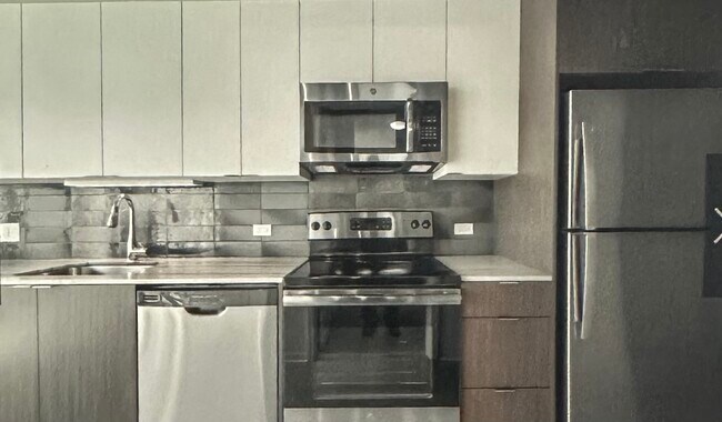 2110 S Wabash Ave unit 1713, Chicago, IL 60616 - photo 7