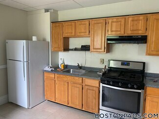 183 Harvard St Unit 3, Cambridge, MA 02139