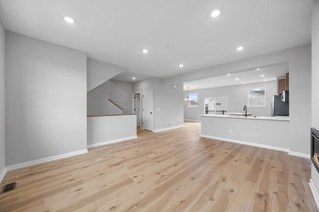 6742 Wildflower Way, Minnetrista, MN 55331 - photo 7