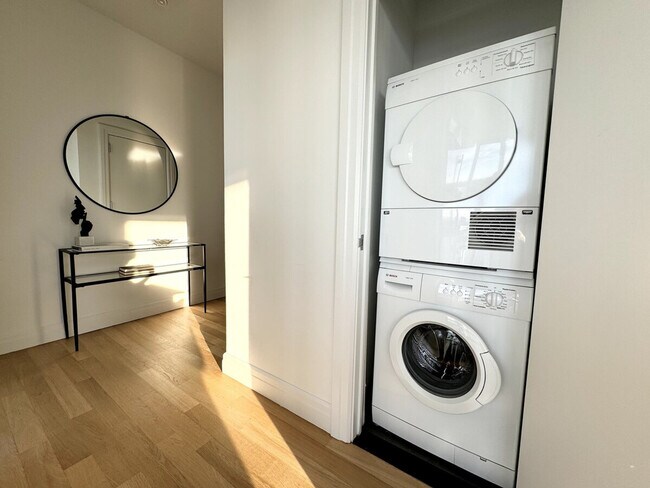 56 8th Ave unit ID1051280P, New York, NY 10014 - photo 6