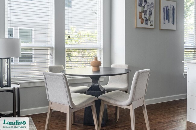 4300 Cromwell Dr unit 3212, Kyle, TX 78640 - photo 4