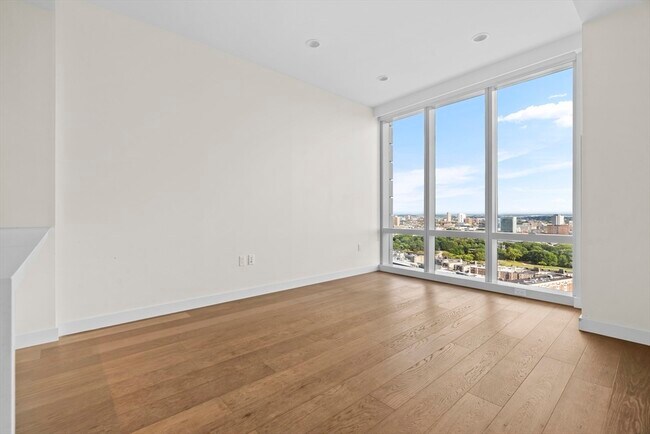 188 Brookline Ave unit 24F, Boston, MA 02215 - photo 4