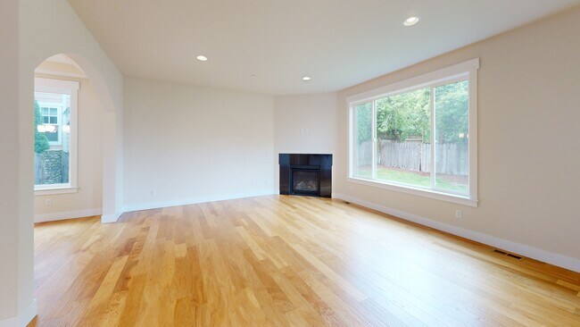 14419 45th Ln S, Tukwila, WA 98168 - photo 2