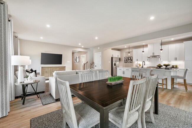 320 Whitecliff Dr, Venetia, PA 15367 - photo 5