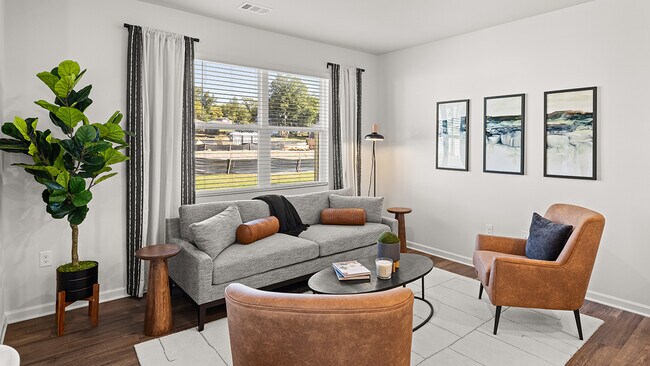 1005 N 2nd Ave NW unit 8, Rome, GA 30165 - photo 7