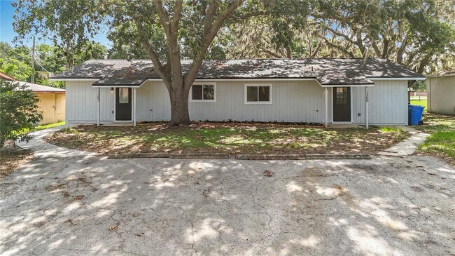 1307 Eagleview Dr unit 1306, Brandon, FL 33510 - photo 5