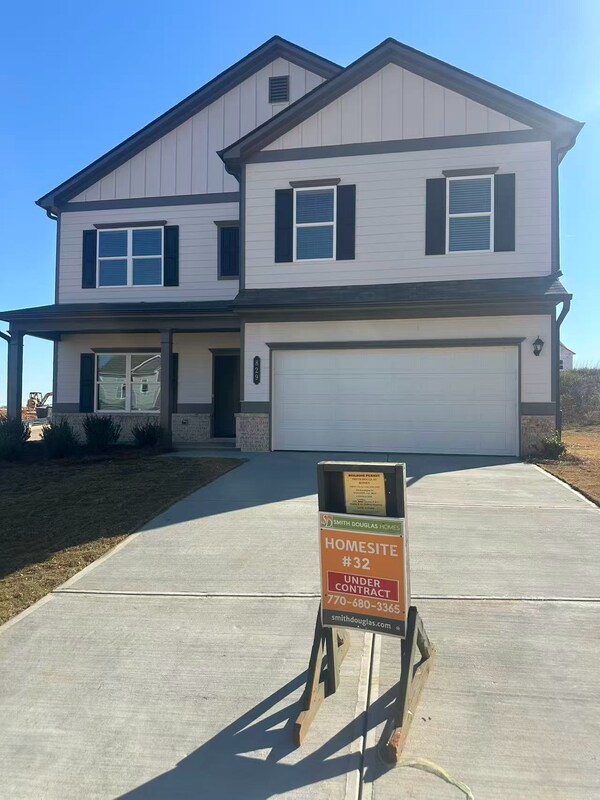 829 Kensington St, Kingston, GA 30145