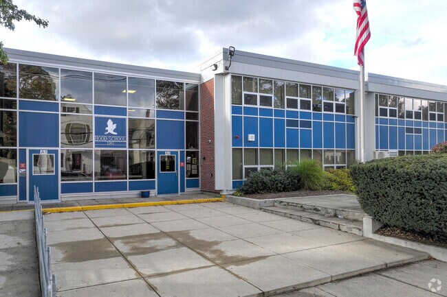 Many students in Chatham Street enjoy Hood Elementary.