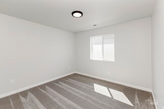 7413 S Menzingers Ave, Meridian, ID 83642