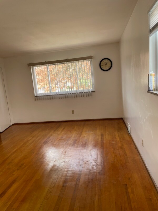 816 Brady Ave unit 818 Brady Ave, Steubenville, OH 43952 - photo 3